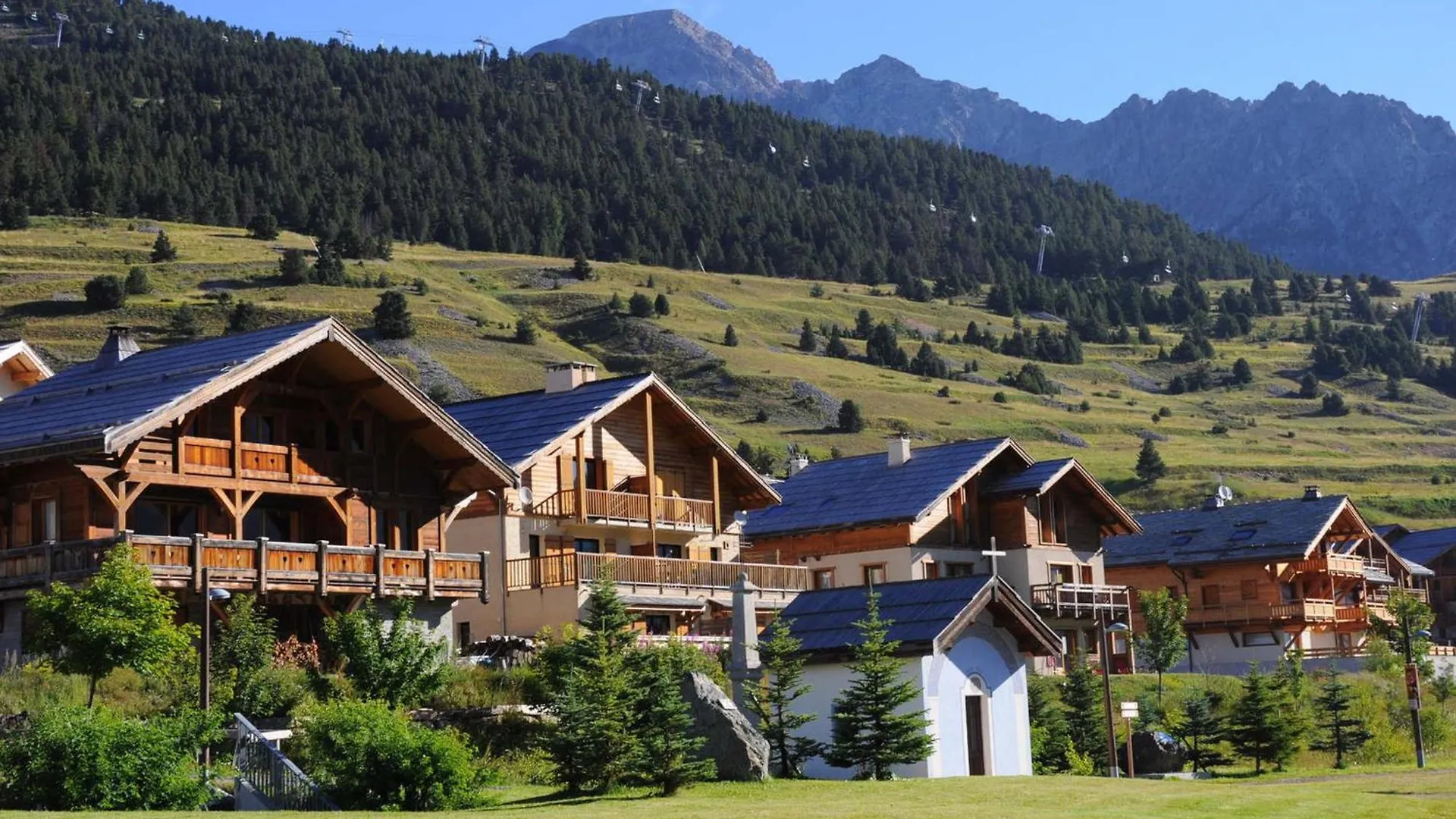 Apartment Luxueux 2 Pieces + Coin Montagne, Terrasse Sud, 100M Pistes, 6 Pers, Classe 3* - Fr-1-445-118 Montgenevre